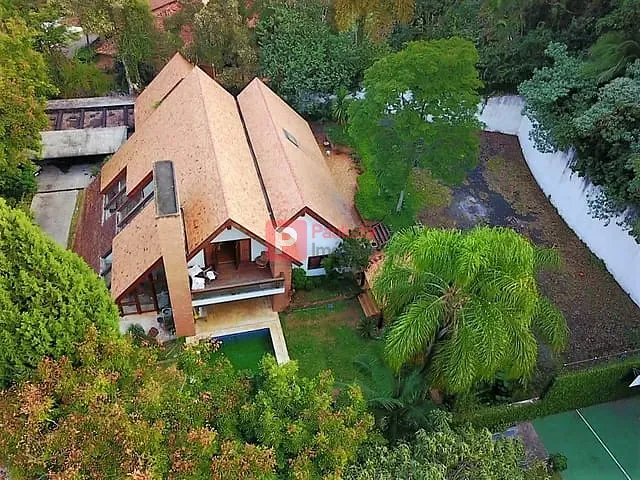 Casa com 800m² 4 quartos e 6 banheiros, à venda, no bairro Morumbi em São Paulo