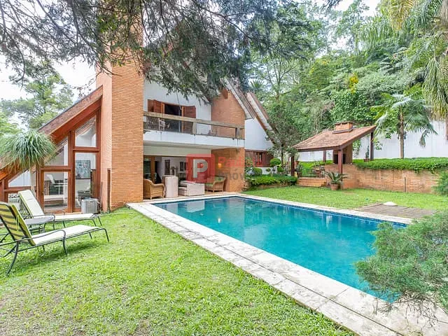 Casa com 800m² 4 quartos e 6 banheiros, à venda, no bairro Morumbi em São Paulo