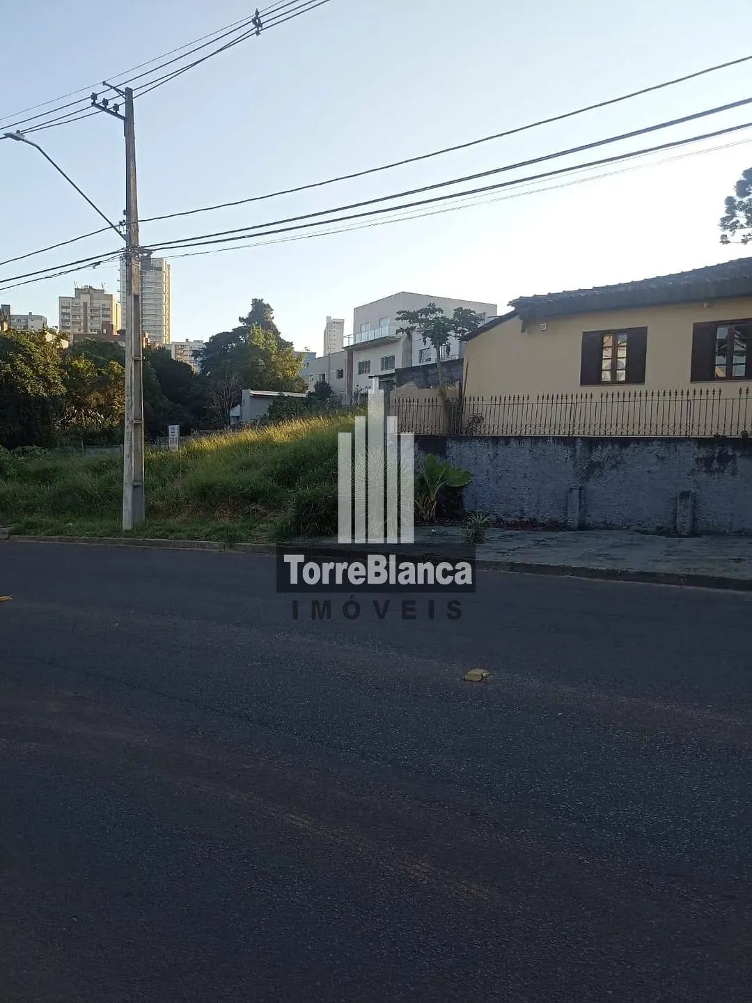 Casa, 3 quartos, 114 m² - Foto 1