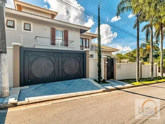 Casa com 432m² 3 quartos e 4 banheiros, à venda, no bairro Loteamento Loanda em Atibaia