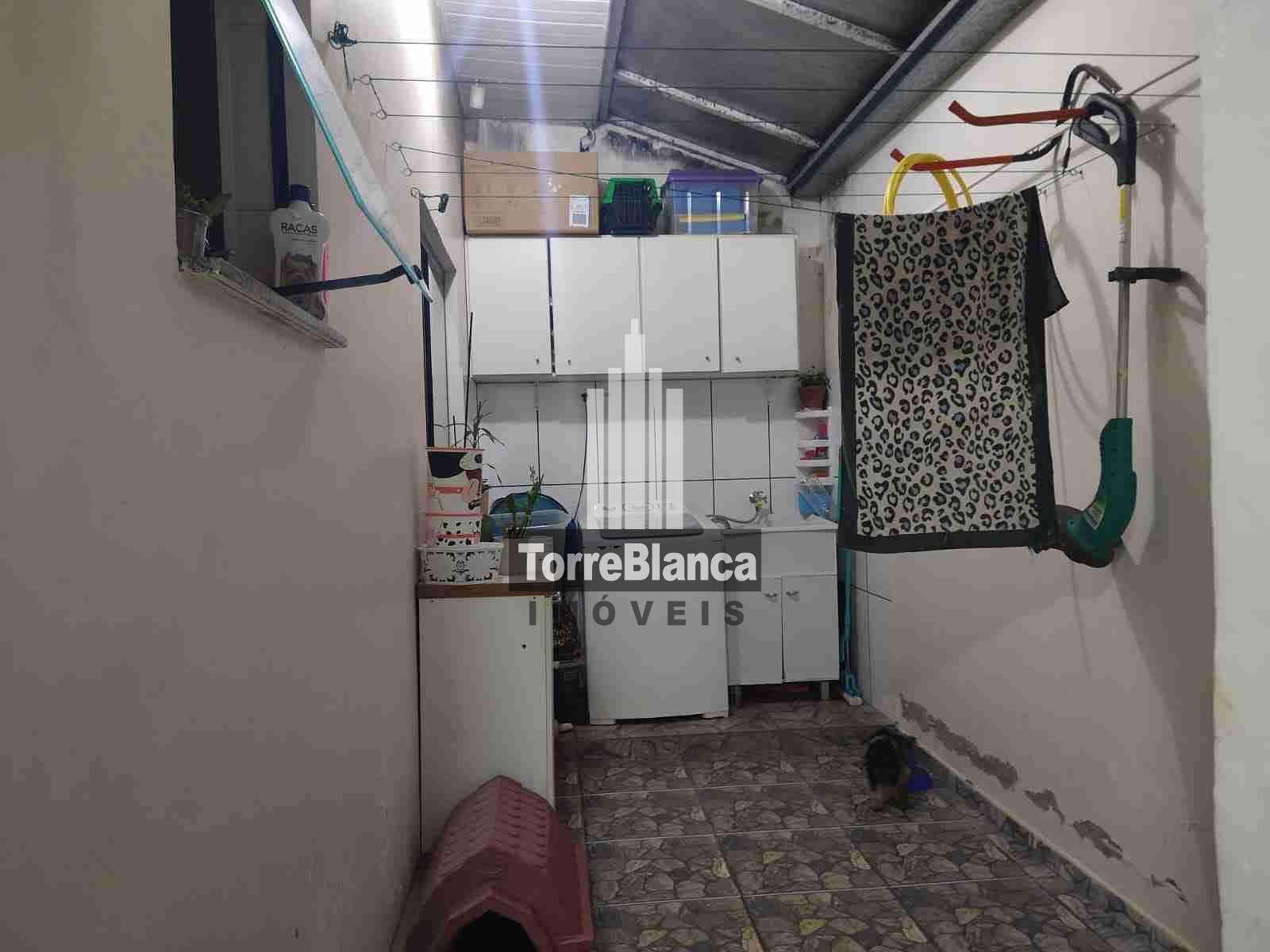 Casa à venda com 3 quartos, 102m² - Foto 11