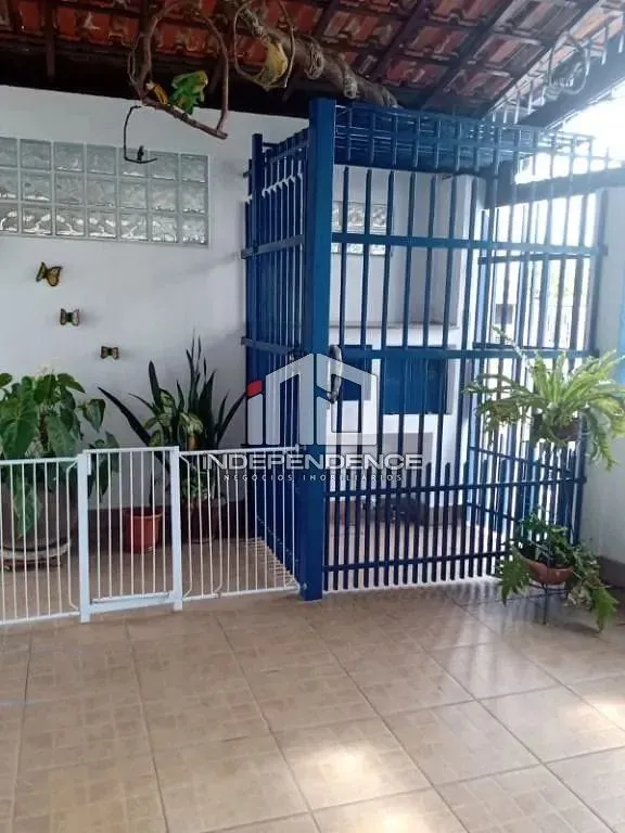 Casa, 3 quartos, 236 m² - Foto 35