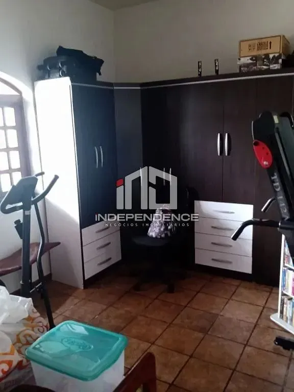 Casa, 3 quartos, 236 m² - Foto 40