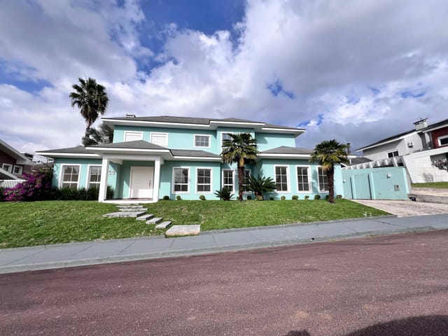Casa de Alto Padrão com piscina para Locação, 5 suítes, Elevador Interno, 700 m², Residencial Garden Park, Órfãs - Ponta Grossa/PR