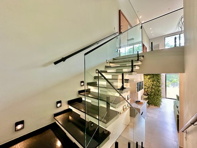 Casa com 528m² 3 quartos e 4 banheiros, à venda, no bairro Jardim do Golf I em Jandira