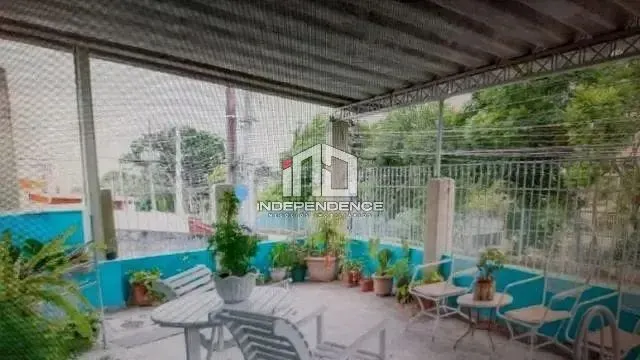 Casa, 3 quartos, 243 m² - Foto 36