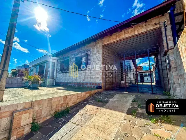 Casa com 300m² 3 quartos e 2 banheiros, à venda, no bairro Cavalhada em Porto Alegre