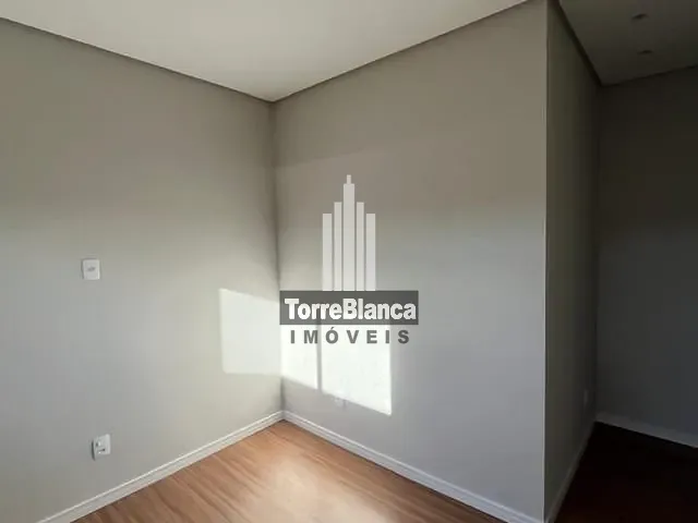 Casa com 200m² 3 quartos e 2 banheiros, à venda, no bairro Contorno em Ponta Grossa
