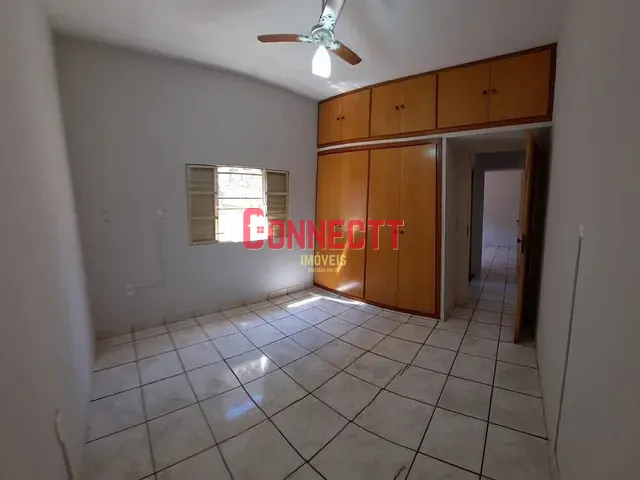 Casa com 205m² 2 quartos e 1 banheiro, à venda, no bairro Parque dos Pinos em Ribeirão Preto