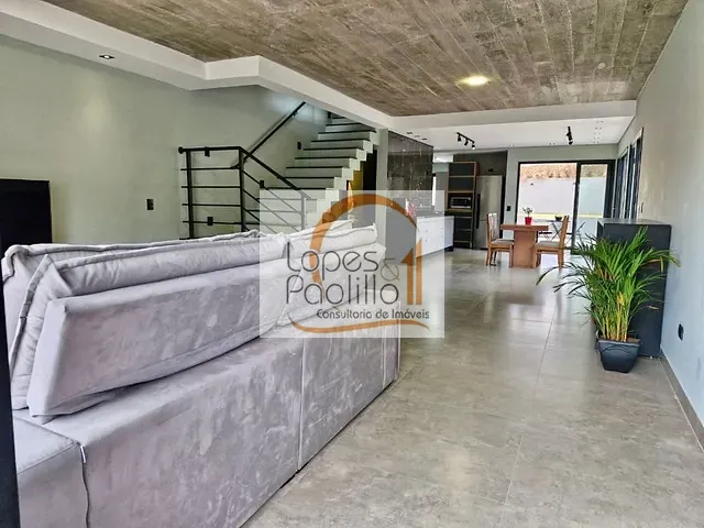 Casa com 298m² 3 quartos e 3 banheiros, à venda, no bairro Marmeleiro em Atibaia