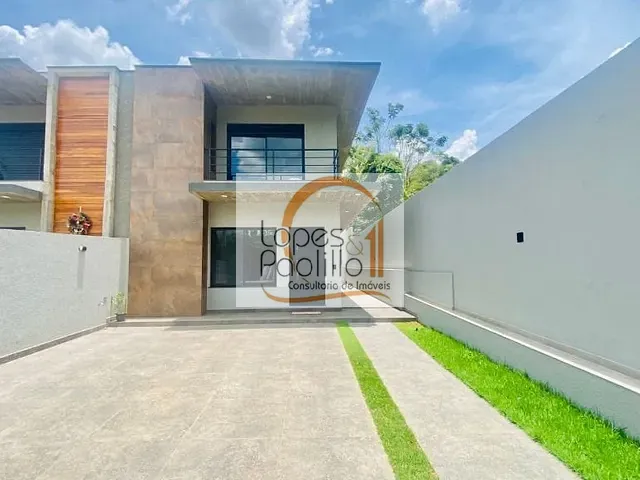 Casa com 298m² 3 quartos e 3 banheiros, à venda, no bairro Marmeleiro em Atibaia