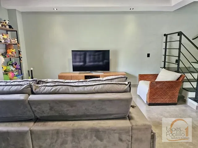 Casa com 298m² 3 quartos e 3 banheiros, à venda, no bairro Marmeleiro em Atibaia