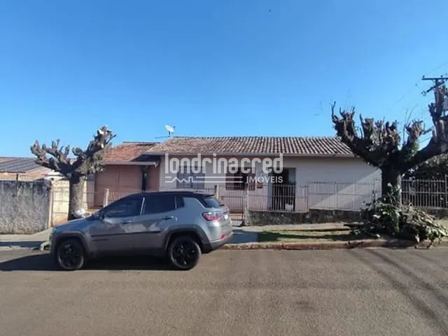 Casa com 222m² 3 quartos e 1 banheiro, à venda, no bairro Jardim Alvorada em Cambé