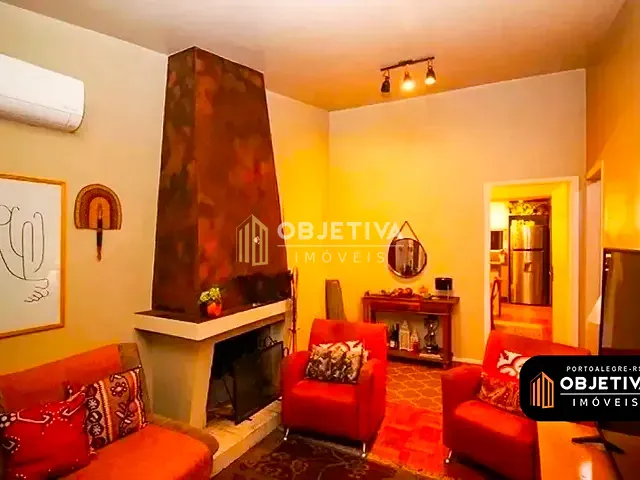 Casa com 300m² 3 quartos e 2 banheiros, à venda, no bairro Medianeira em Porto Alegre