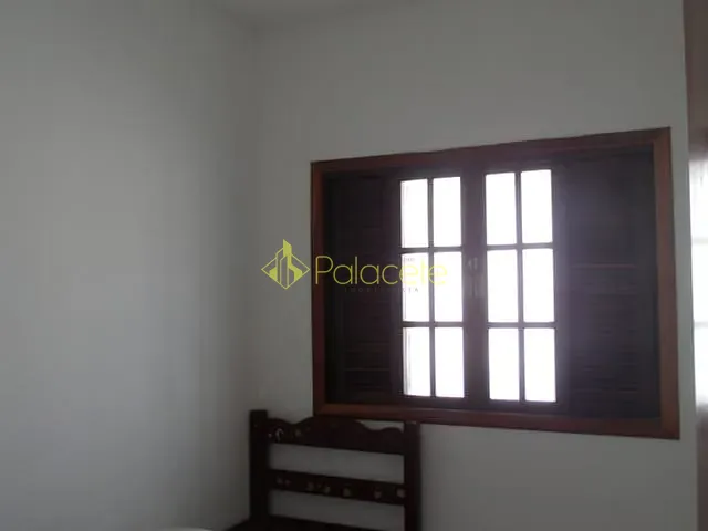Casa com 300m² 3 quartos e 2 banheiros, à venda, no bairro Residencial Campo Belo em Pindamonhangaba