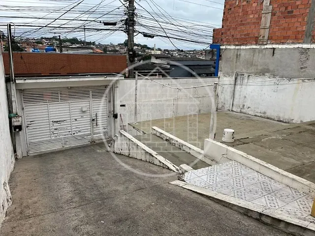 Sobrado com 250m² 3 quartos e 2 banheiros, à venda, no bairro Parque Grajaú em São Paulo