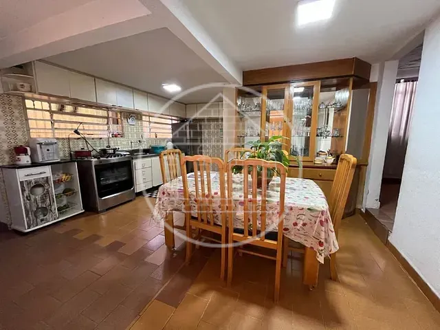 Sobrado com 250m² 3 quartos e 2 banheiros, à venda, no bairro Parque Grajaú em São Paulo