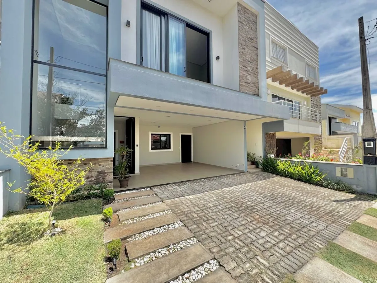 Casa no condomínio Residencial Julia Martinez para venda com 4 quartos, sendo 3 suítes, 250m²