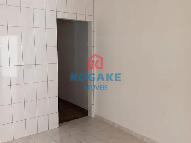 Casa com 174m² 2 quartos e 2 banheiros, à venda, no bairro Jardim Oriente em São José dos Campos