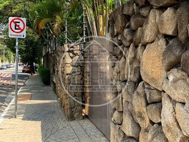 Casa com 947m² 4 quartos e 10 banheiros, à venda, no bairro Jardim das Bandeiras em São Paulo