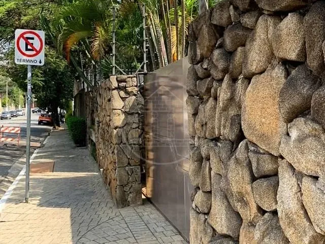 Casa com 947m² 4 quartos e 10 banheiros, à venda, no bairro Jardim das Bandeiras em São Paulo