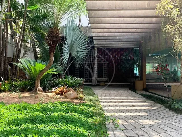 Casa com 947m² 4 quartos e 10 banheiros, à venda, no bairro Jardim das Bandeiras em São Paulo