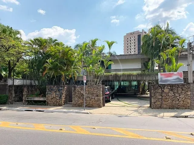 Casa com 947m² 4 quartos e 10 banheiros, à venda, no bairro Jardim das Bandeiras em São Paulo