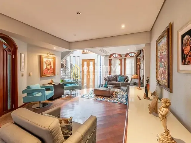 Casa 3 quartos e 5 banheiros, à venda, no bairro Jardim Itu em Porto Alegre