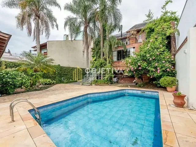 Casa 3 quartos e 5 banheiros, à venda, no bairro Jardim Itu em Porto Alegre