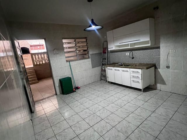 Casa com 207m² 4 quartos e 4 banheiros, à venda, no bairro Vila Menck em Osasco