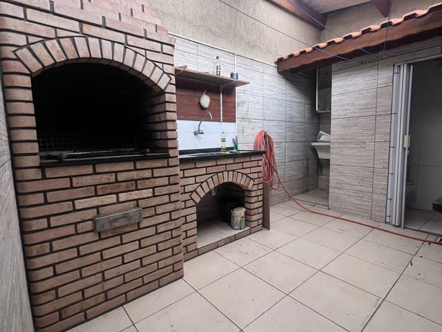 Casa com 207m² 4 quartos e 4 banheiros, à venda, no bairro Vila Menck em Osasco