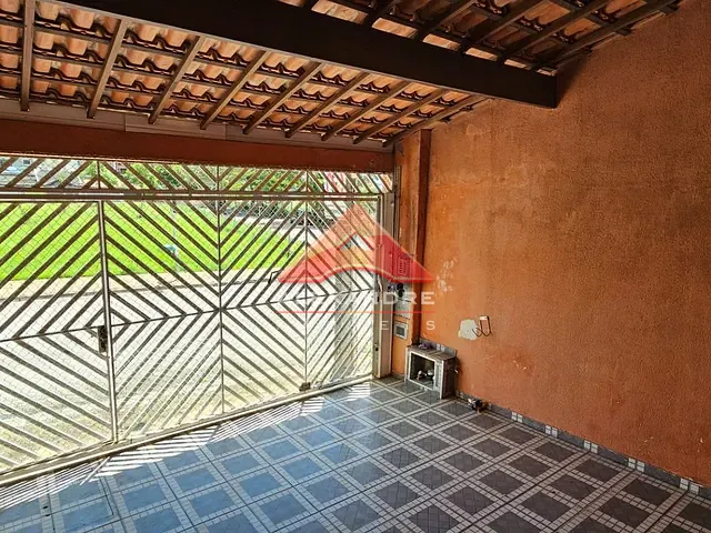 Casa com 125m² 3 quartos e 3 banheiros, à venda, no bairro Loteamento Residencial Vista Linda em São José dos Campos