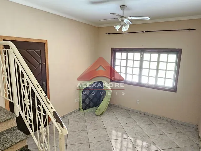 Casa com 125m² 3 quartos e 3 banheiros, à venda, no bairro Loteamento Residencial Vista Linda em São José dos Campos