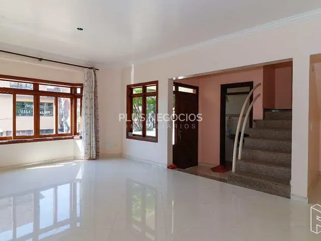 Casa com 400m² 3 quartos e 6 banheiros, à venda, no bairro Parque Campolim em Sorocaba