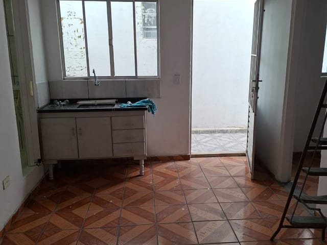 Casa com 50m² 1 quarto e 2 banheiros, para alugar, no bairro Conjunto Promorar Raposo Tavares em São Paulo
