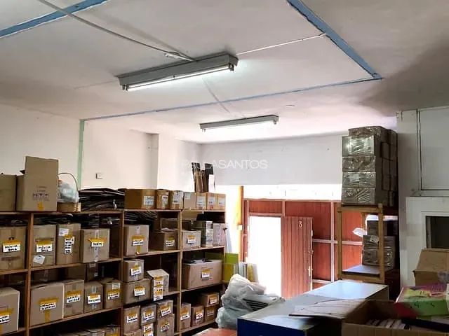 Casa com 160m² 2 quartos e 1 banheiro, para alugar, no bairro Jardim Emília em Sorocaba