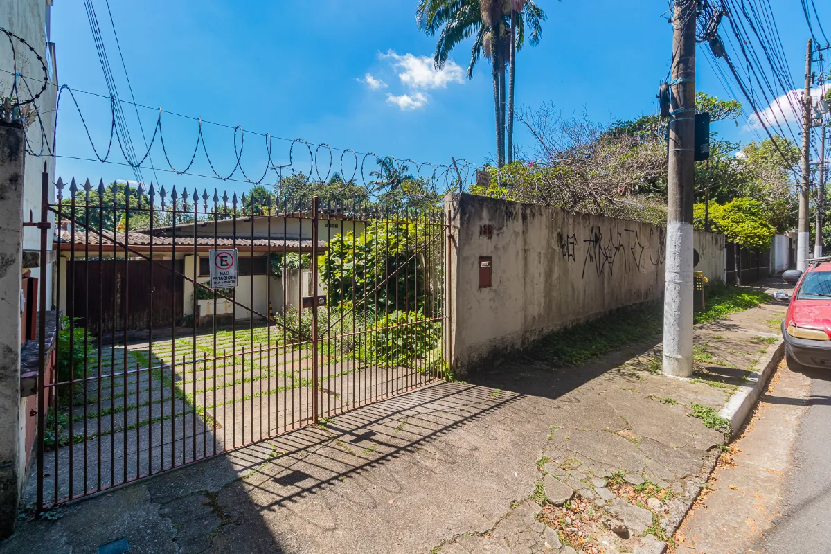 Casa para venda em Santo Amaro com 4 quartos, sendo 1 suíte, 969m²
