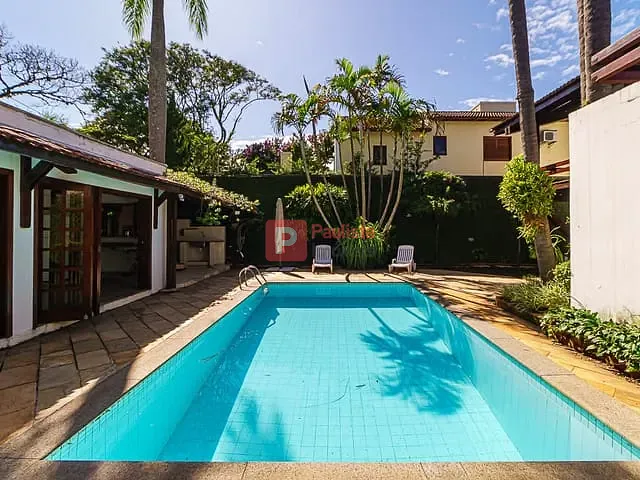 Casa com 696m² 4 quartos e 6 banheiros, à venda, no bairro Alto de Pinheiros em São Paulo