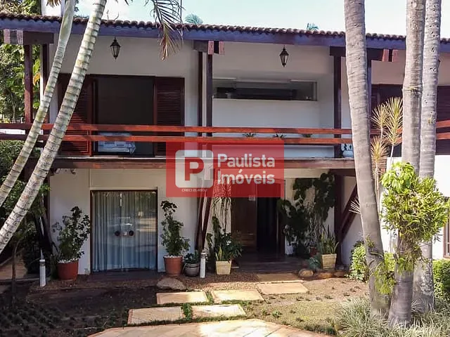 Casa com 696m² 4 quartos e 6 banheiros, à venda, no bairro Alto de Pinheiros em São Paulo