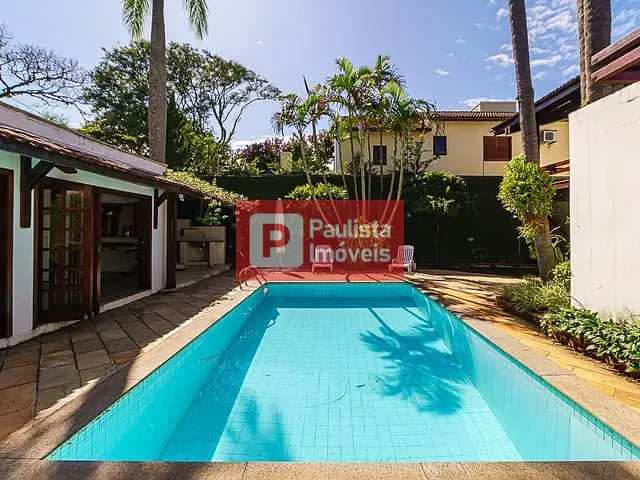 Casa com 696m² 4 quartos e 6 banheiros, à venda, no bairro Alto de Pinheiros em São Paulo