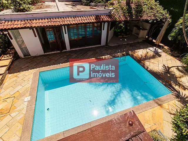 Casa com 696m² 4 quartos e 6 banheiros, à venda, no bairro Alto de Pinheiros em São Paulo