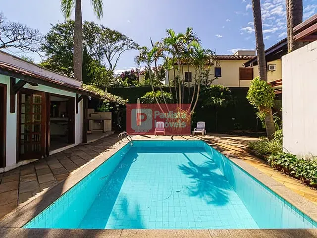 Casa com 696m² 4 quartos e 6 banheiros, à venda, no bairro Alto de Pinheiros em São Paulo