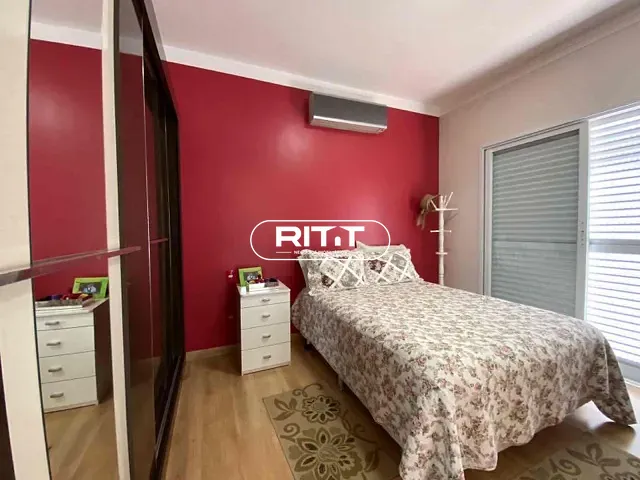 Casa 4 quartos e 6 banheiros, à venda, no bairro Parque das Quaresmeiras em Campinas