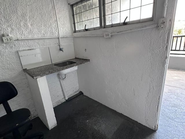 Casa com 250m², para alugar, no bairro Vila Progredior em São Paulo