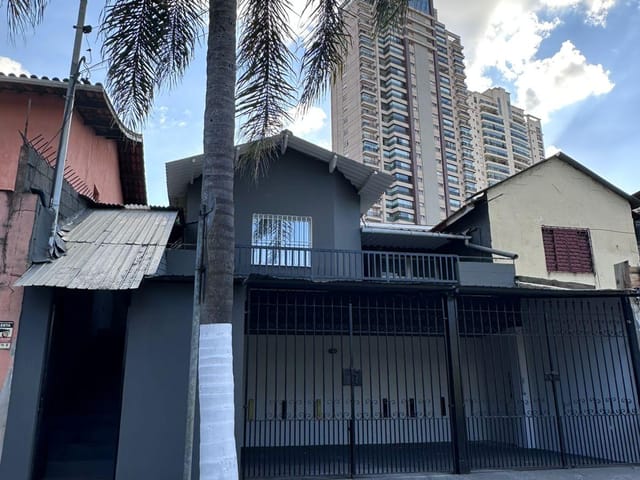 Casa com 250m², para alugar, no bairro Vila Progredior em São Paulo