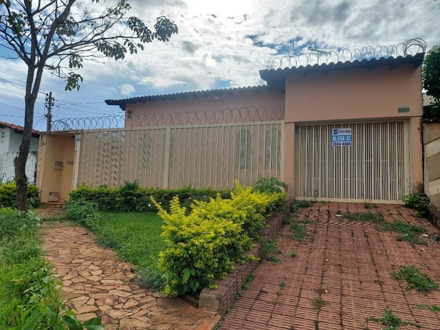 Foto do Casa - Casa com 3 dormitórios à venda por R$ 300.000,00 - Conjunto Frei Eugênio - Uberaba/MG | ZUCATO IMOBILIARIA LTDA