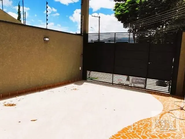 Casa com 175m² 3 quartos e 3 banheiros, à venda, no bairro Jardim do Lago em Atibaia