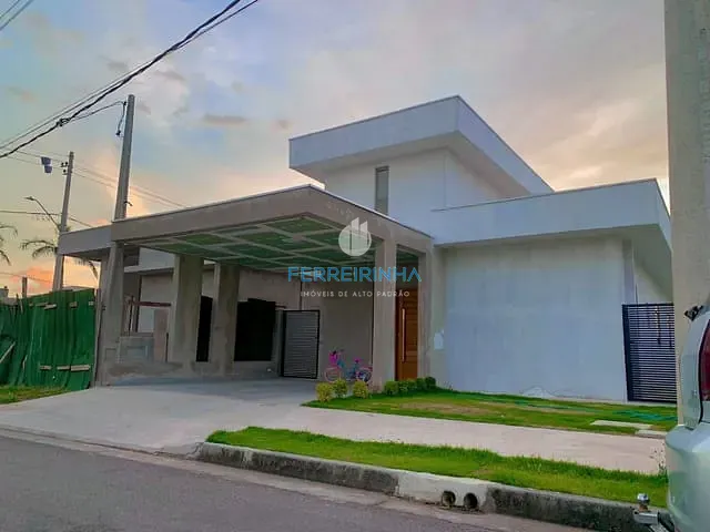 Casa com 250m² 3 quartos e 2 banheiros, à venda, no bairro Jardim das Flores em São José dos Campos
