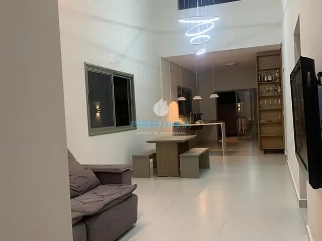 Casa com 250m² 3 quartos e 2 banheiros, à venda, no bairro Jardim das Flores em São José dos Campos