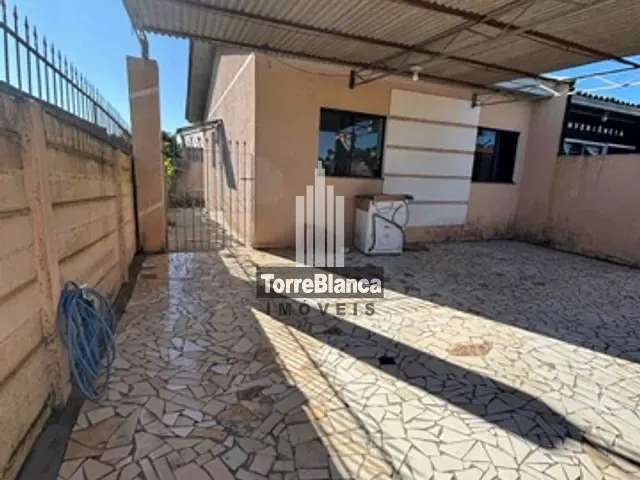 Casa com 462m² 4 quartos e 4 banheiros, à venda, no bairro Uvaranas em Ponta Grossa